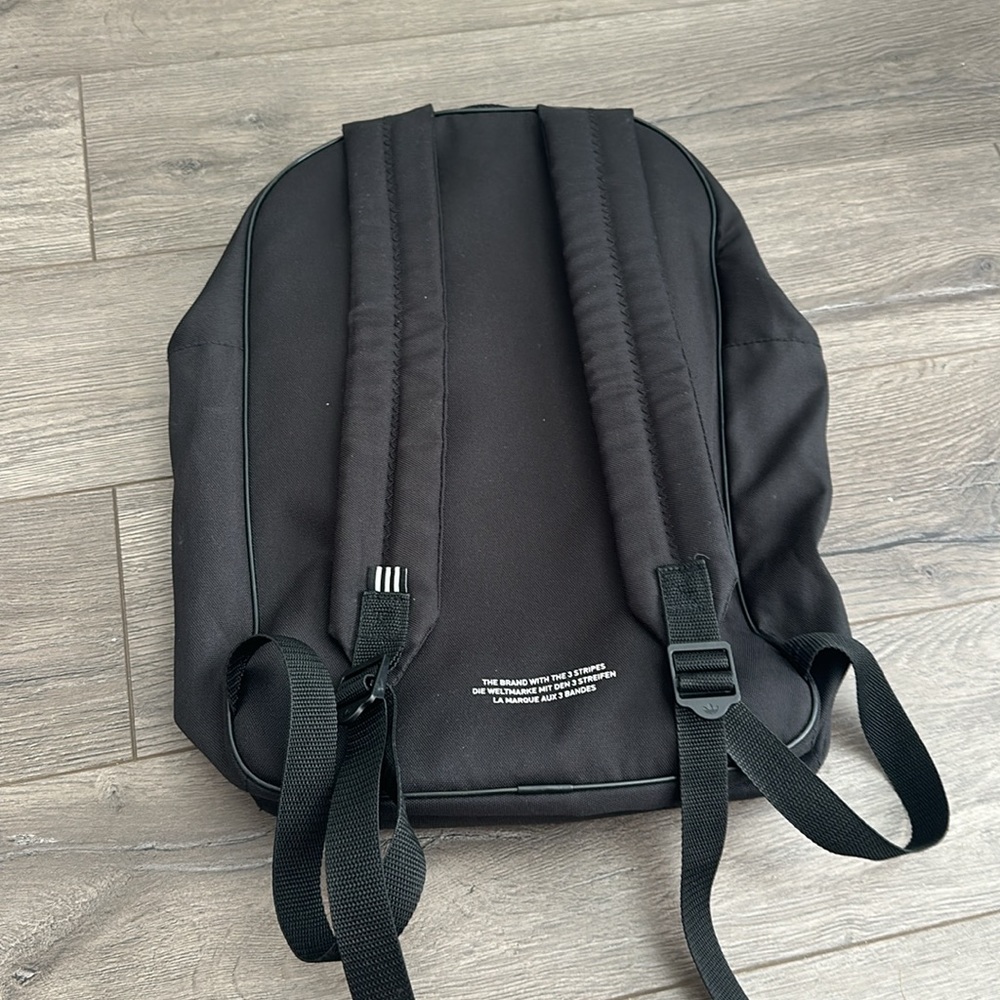 Adidas Backpack - Picture 4 of 9